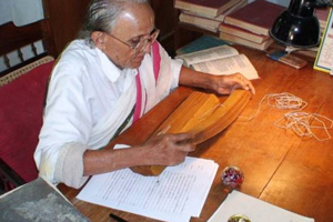 Palm leaf reading